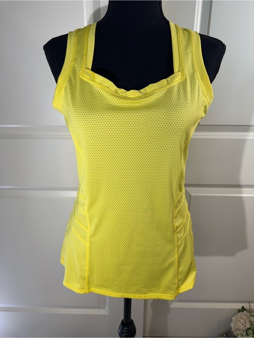 Tail Yellow Mesh Active/Tennis Tank Top  Medium